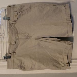 *Docker's Petite Midrise Curvy Twill Shorts